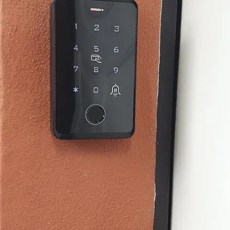 Elegante Apartamento Carbonia